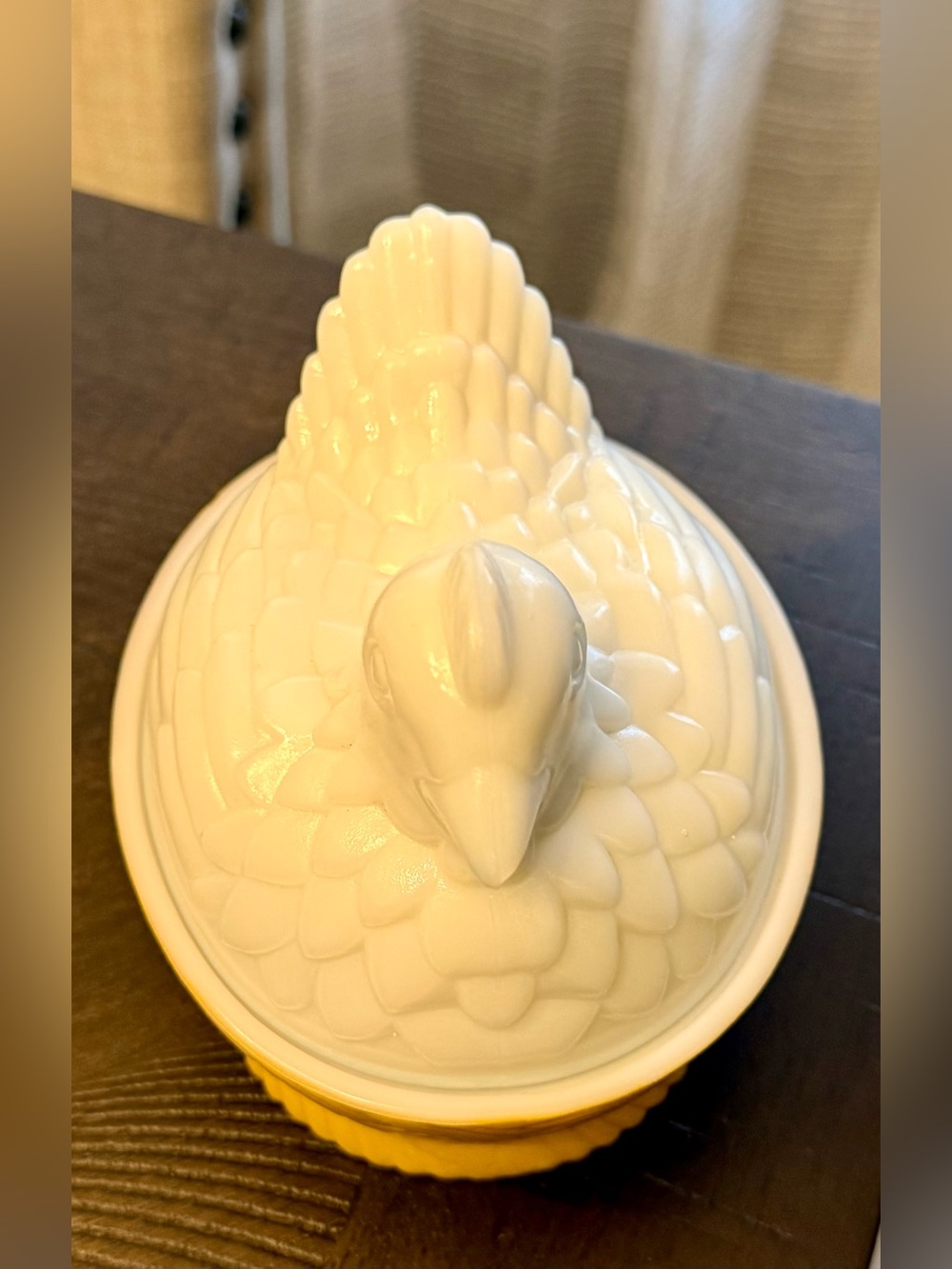 Vintage 1973 Avon White Milk Glass Hen on Nest Covered Dish - Picture 4 of 8
